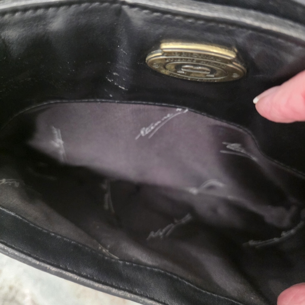 Vintage Etienne Aigner Handcrafted Leather Shoulder Bag Black - Picture 12 of 12
